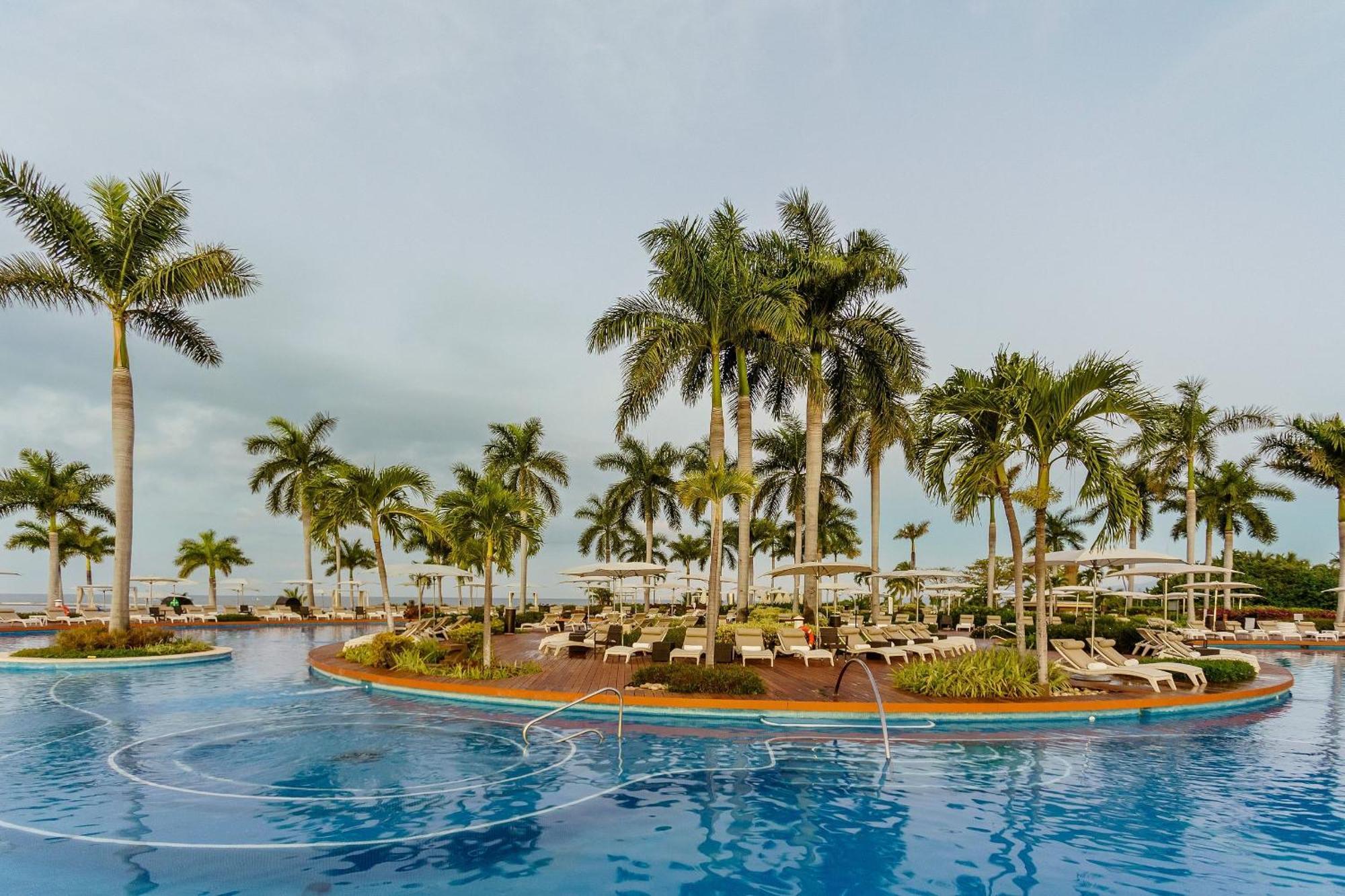 The Grand Luxxe Three Bedroom 5* Nuevo Vallarta