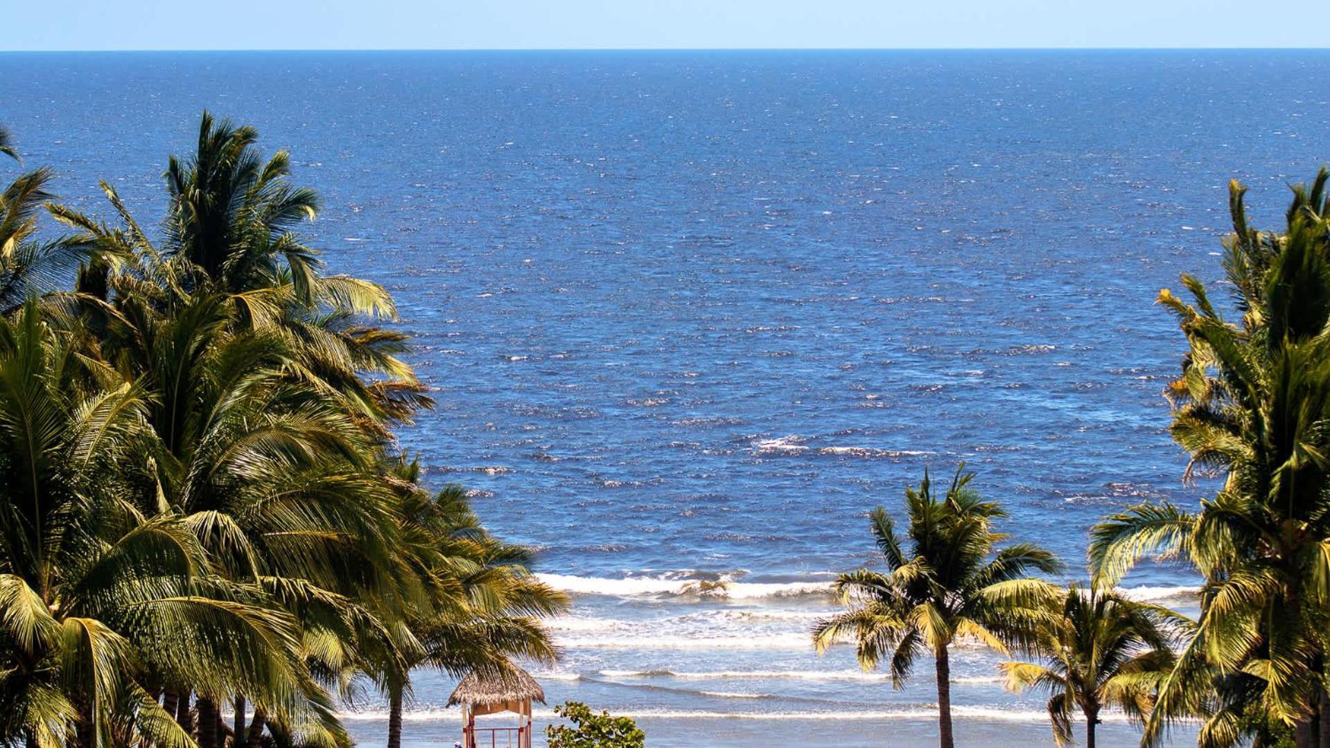 Tropical Beachfront Private Balcony And Bbq Pool Nuevo Vallarta
