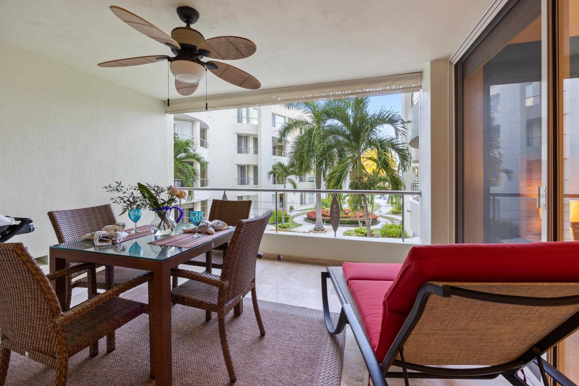 Tropical Beachfront Private Balcony And Bbq Pool Nuevo Vallarta