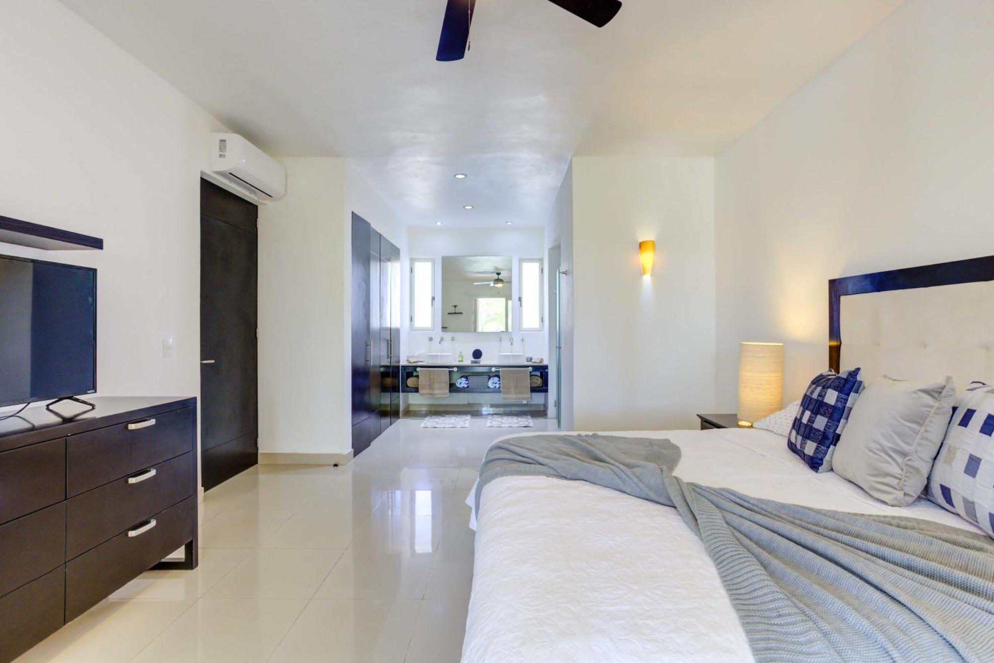 Apartamento El Tigre, Ibiza With Pool And Golf Views Nuevo Vallarta