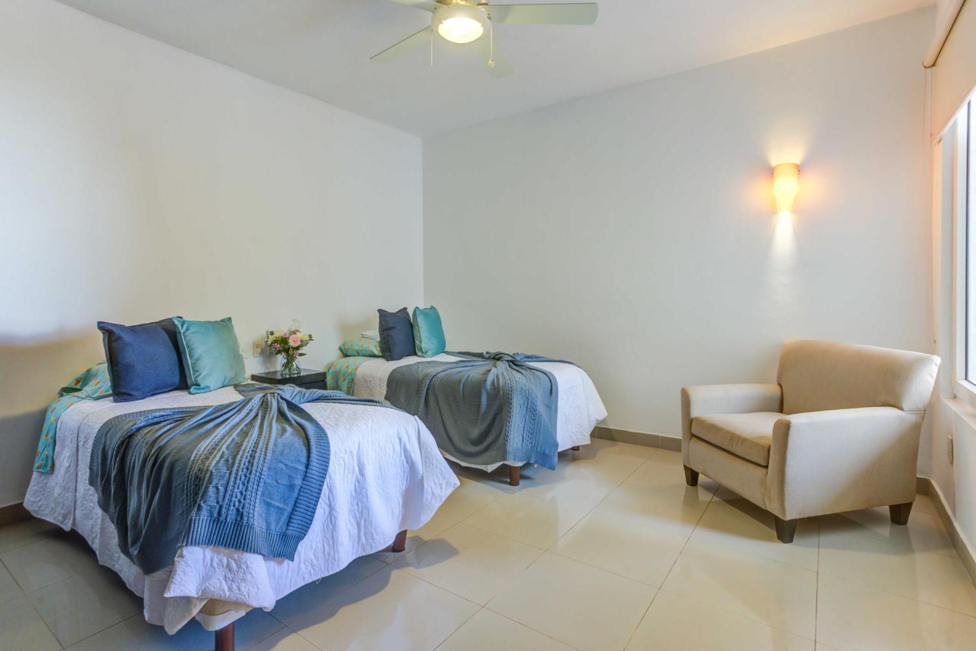 Apartamento El Tigre, Ibiza With Pool And Golf Views
