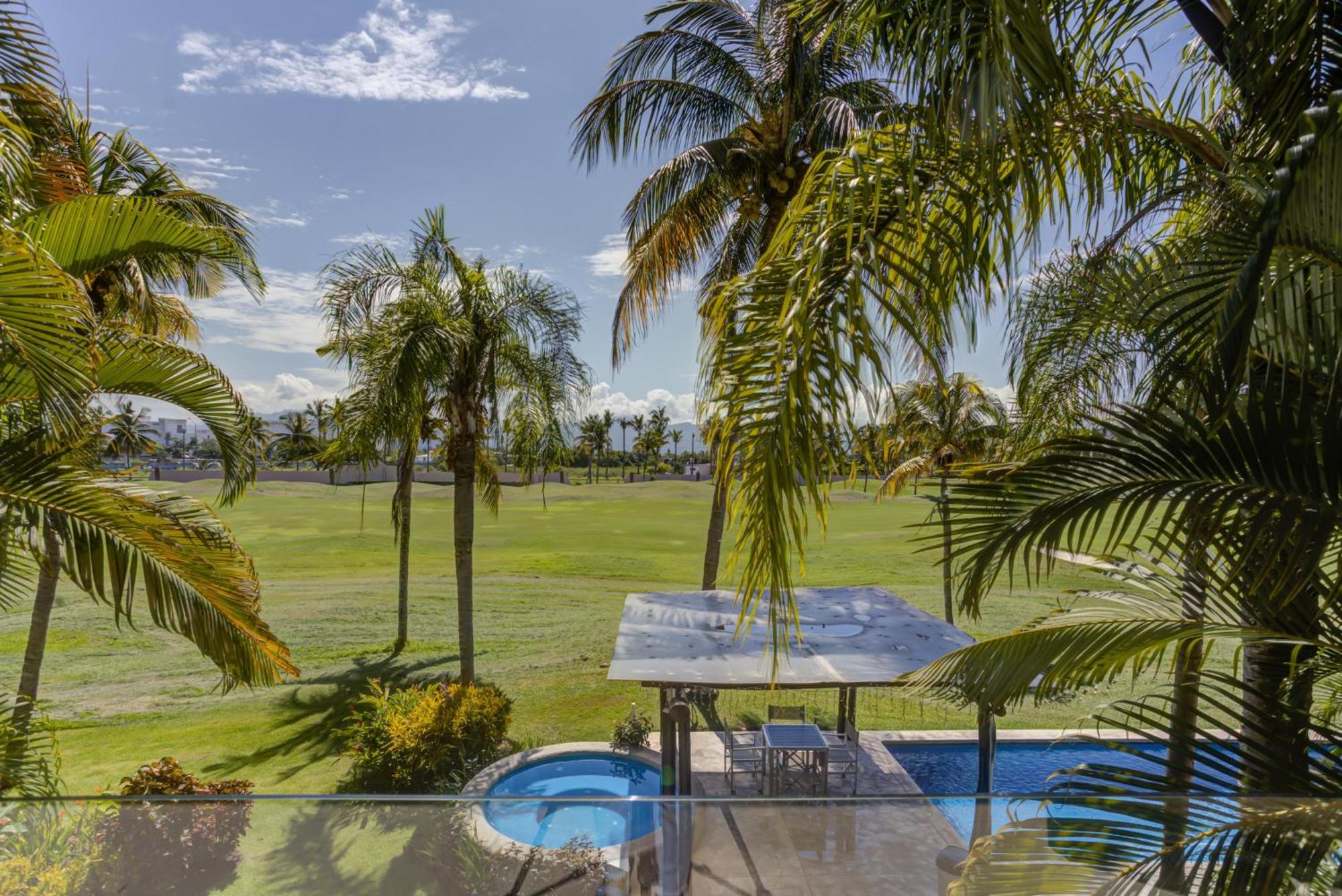 Apartamento El Tigre, Ibiza With Pool And Golf Views Nuevo Vallarta