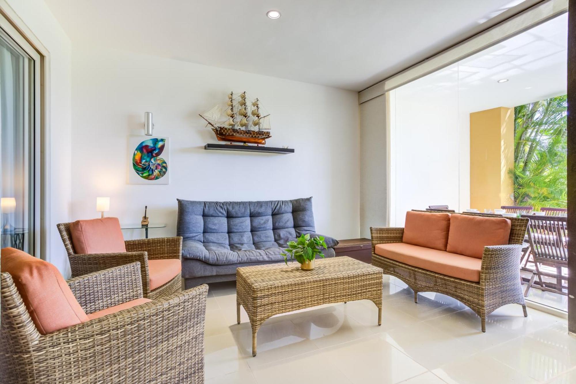 Apartamento El Tigre, Ibiza With Pool And Golf Views Nuevo Vallarta
