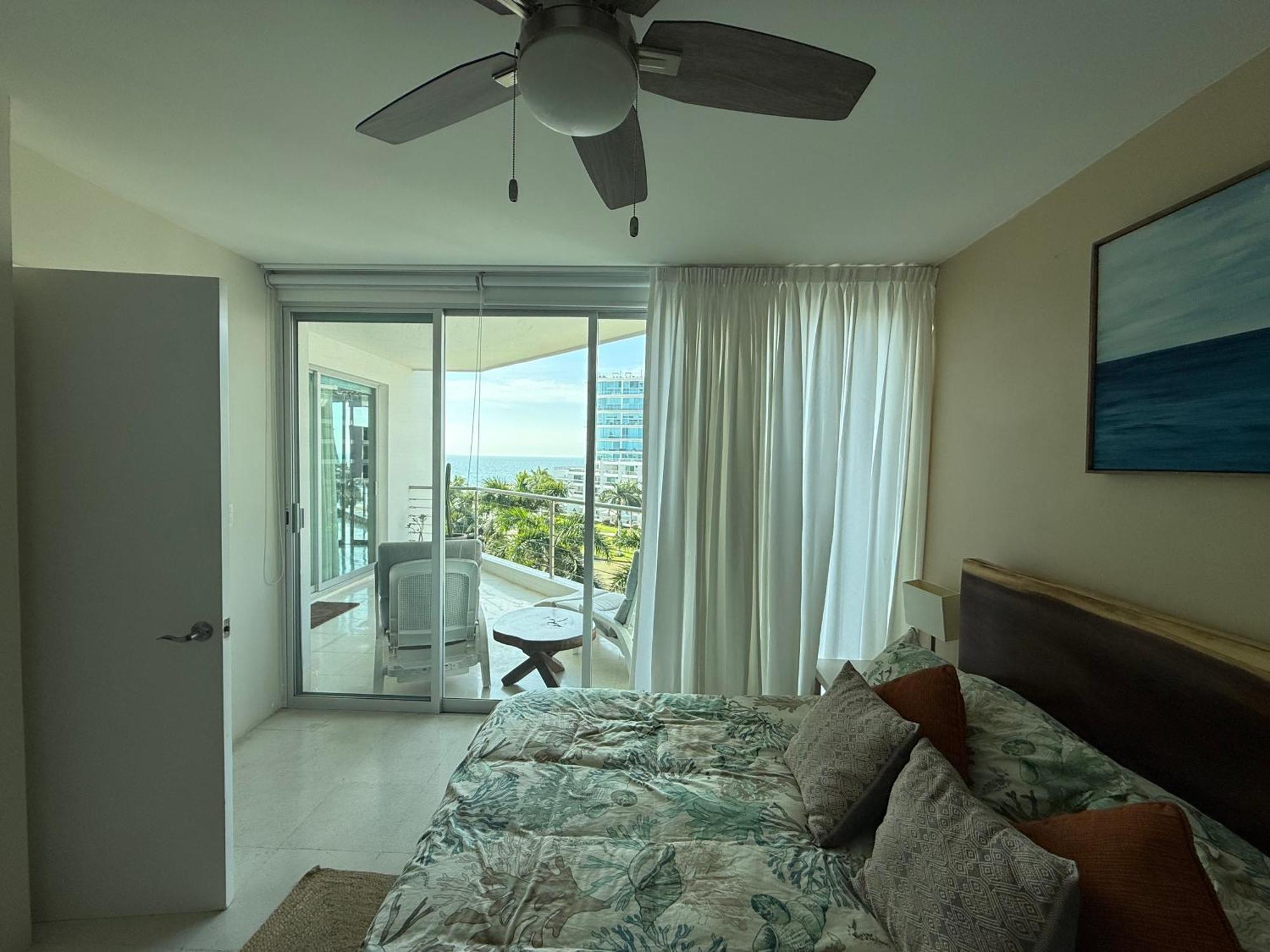 Súper Ubicado Y Cómodo Departamento Frente Al Mar Con 2 Terrazas, Albercas Y Otras Amenidades Nuevo Vallarta