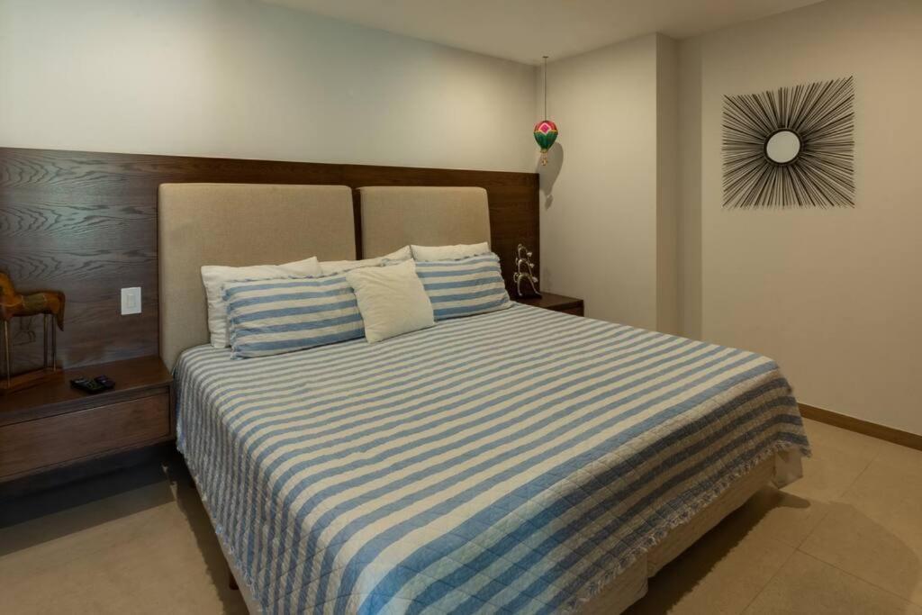 Peninsula Seaside Serenity Apartamento *