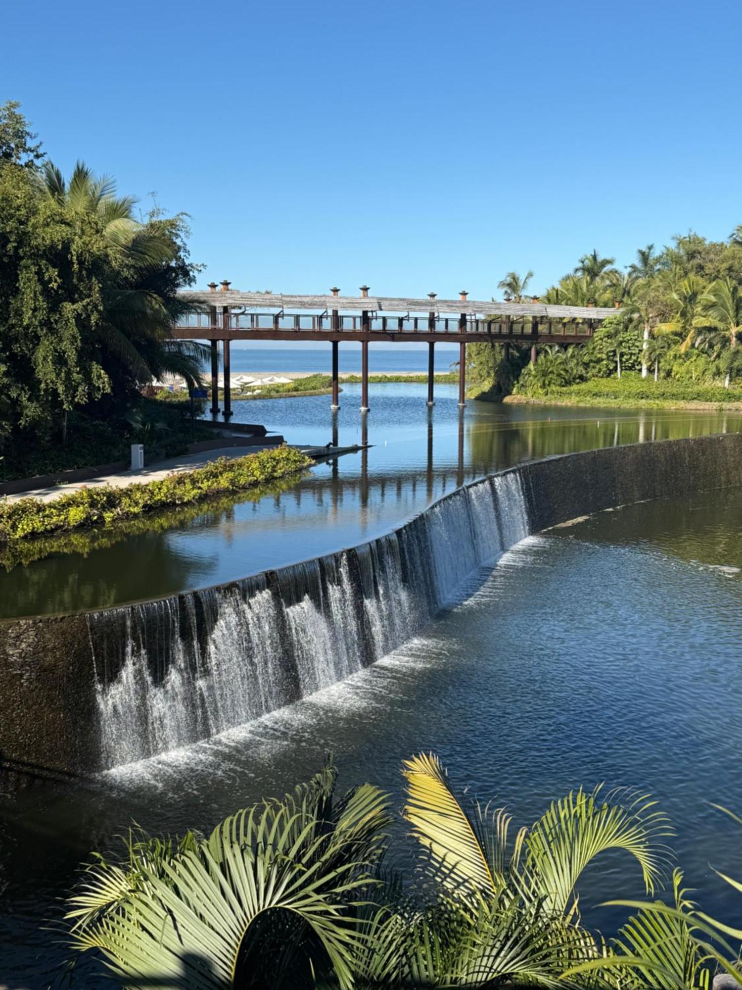 Luxurious 2 Bedroom Upscale *