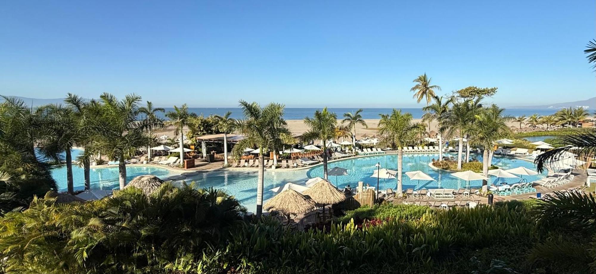 Luxurious 2 Bedroom Upscale *