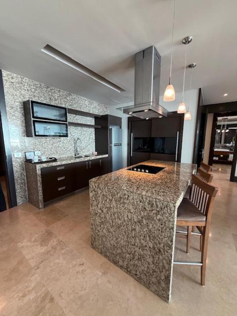 Luxurious 2 Bedroom Upscale * Nuevo Vallarta