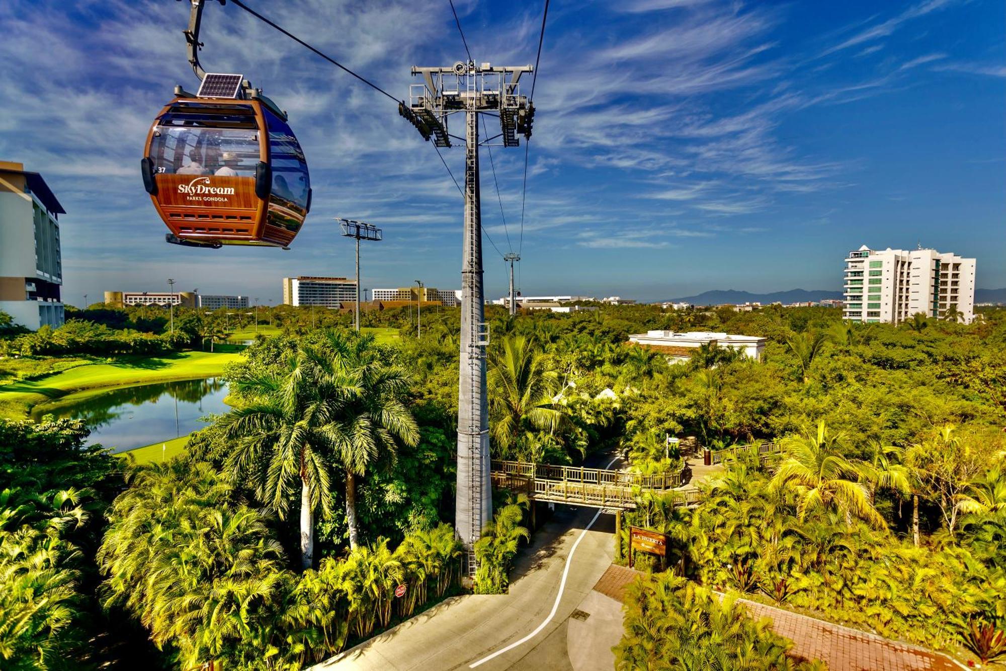 Resort Grand Luxxe Two Bedroom - *