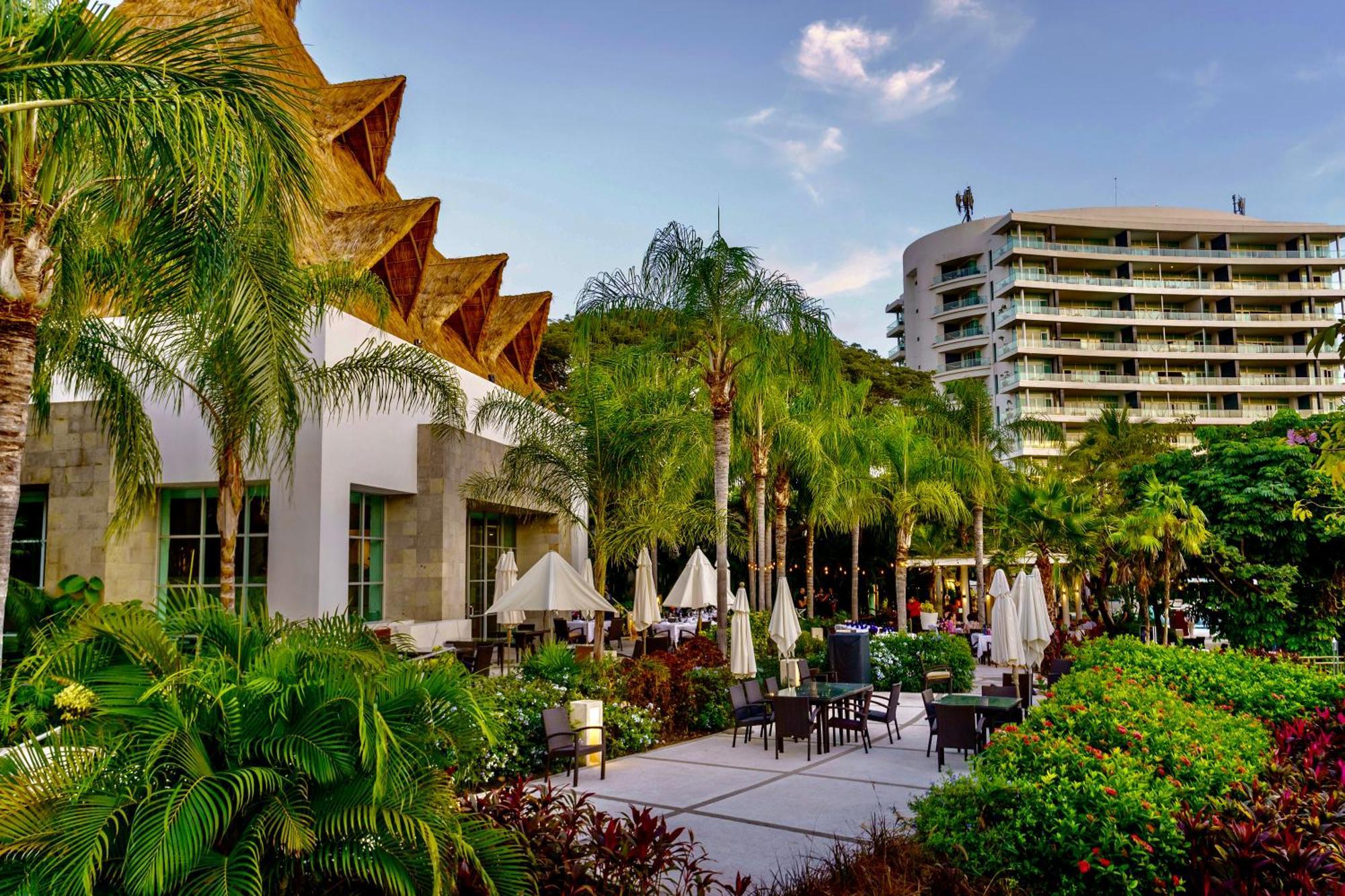 Grand Luxxe Two Bedroom - Resort Nuevo Vallarta