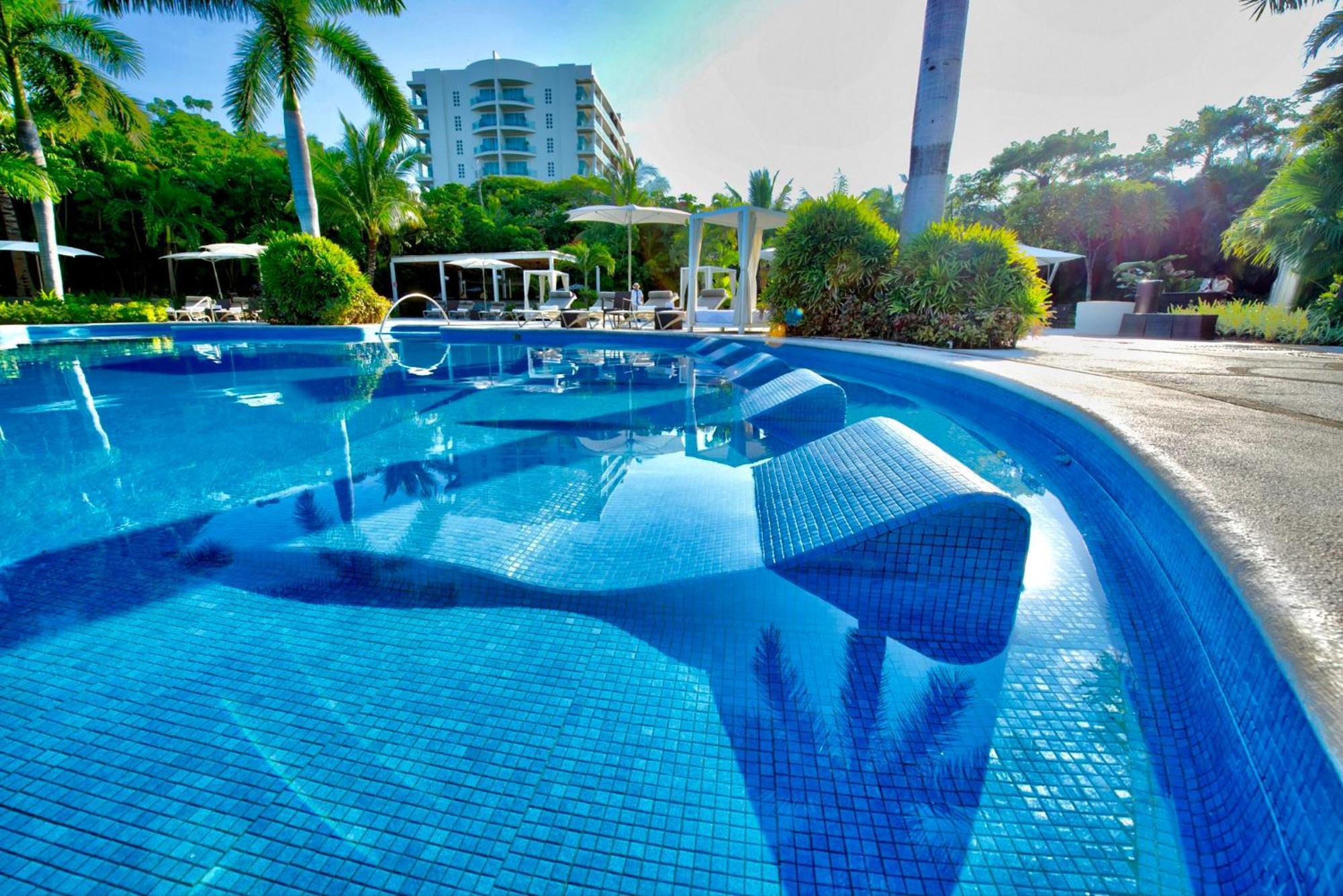 Grand Luxxe Two Bedroom - Nuevo Vallarta