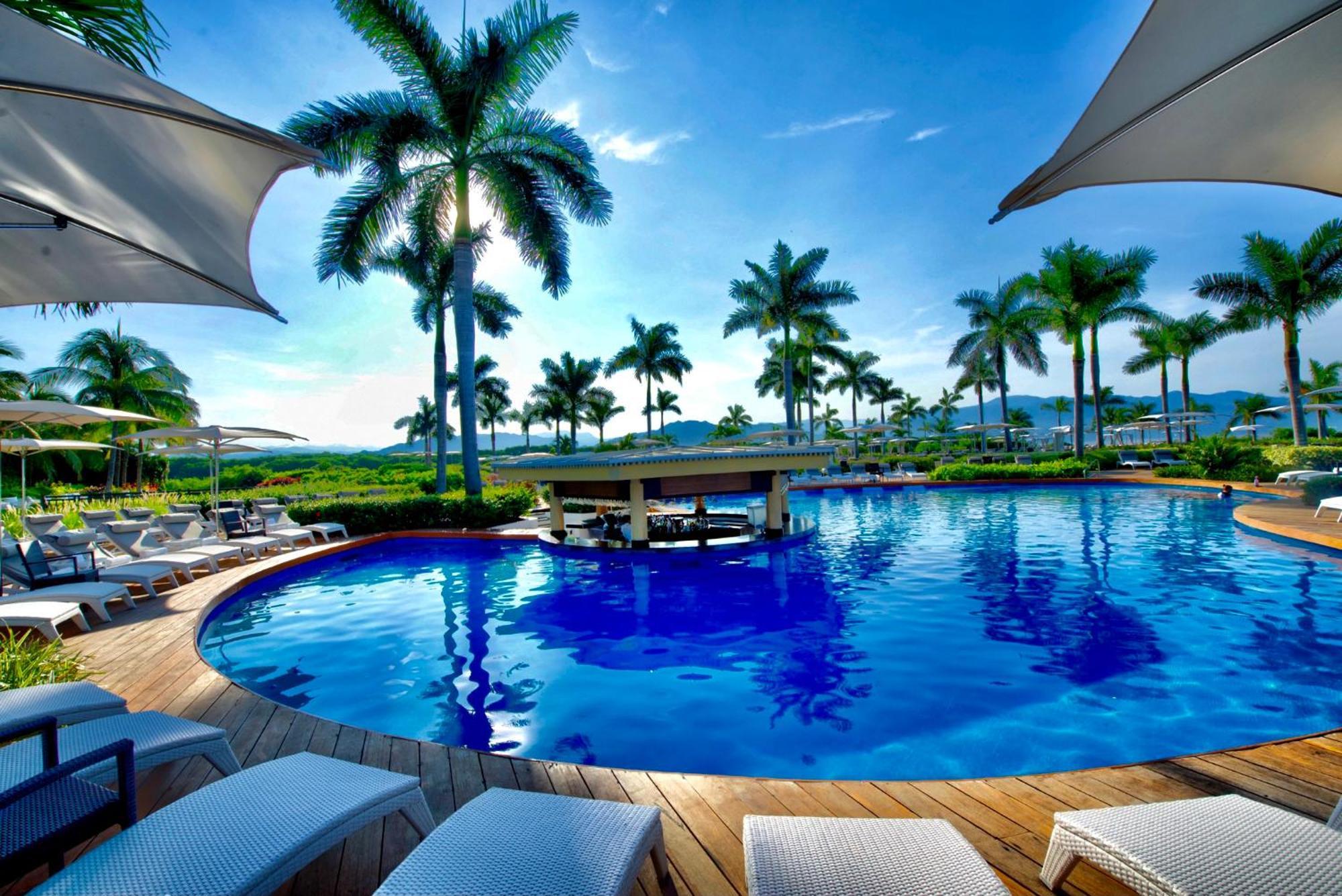 Grand Luxxe Two Bedroom - Resort