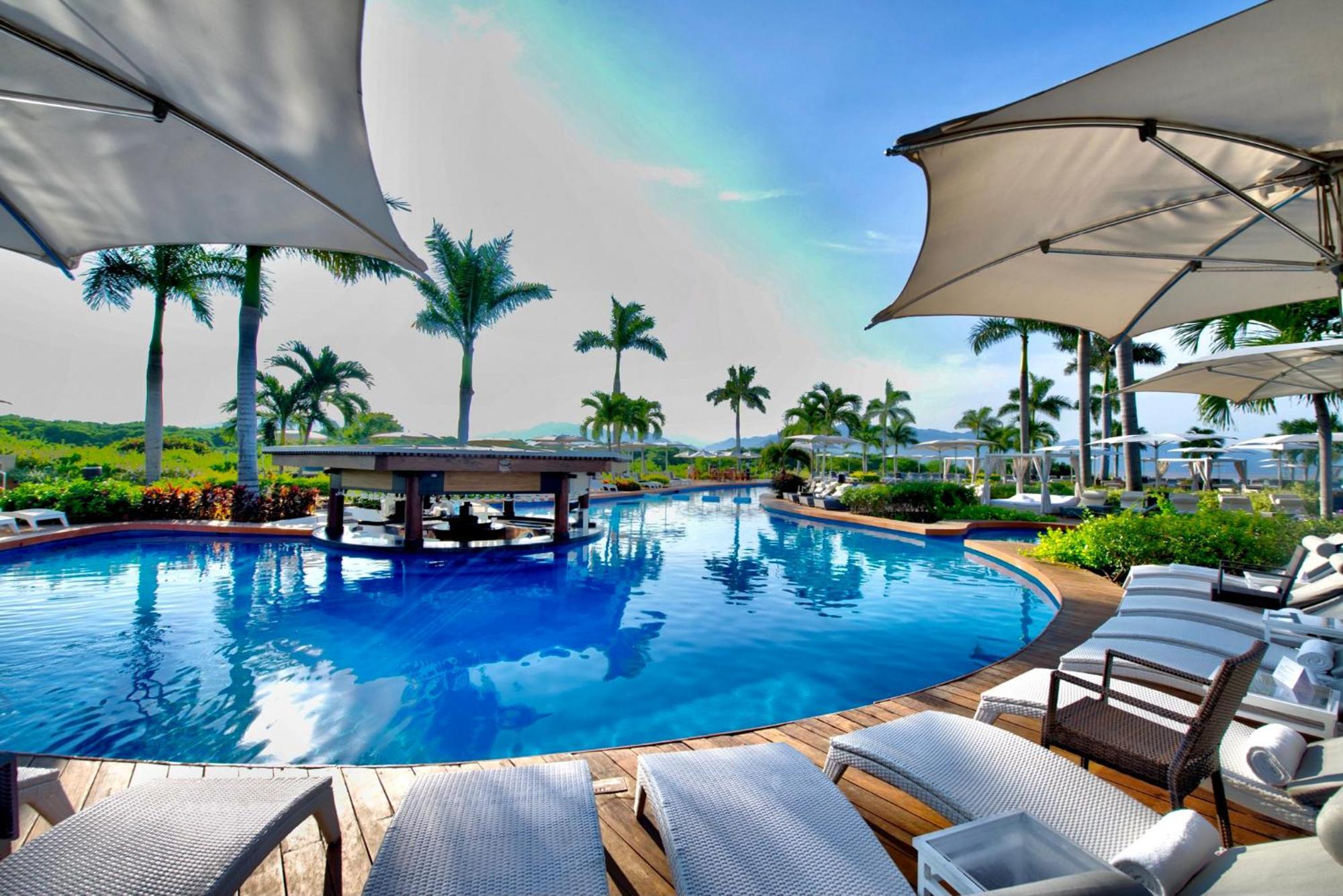 Grand Luxxe Two Bedroom - *