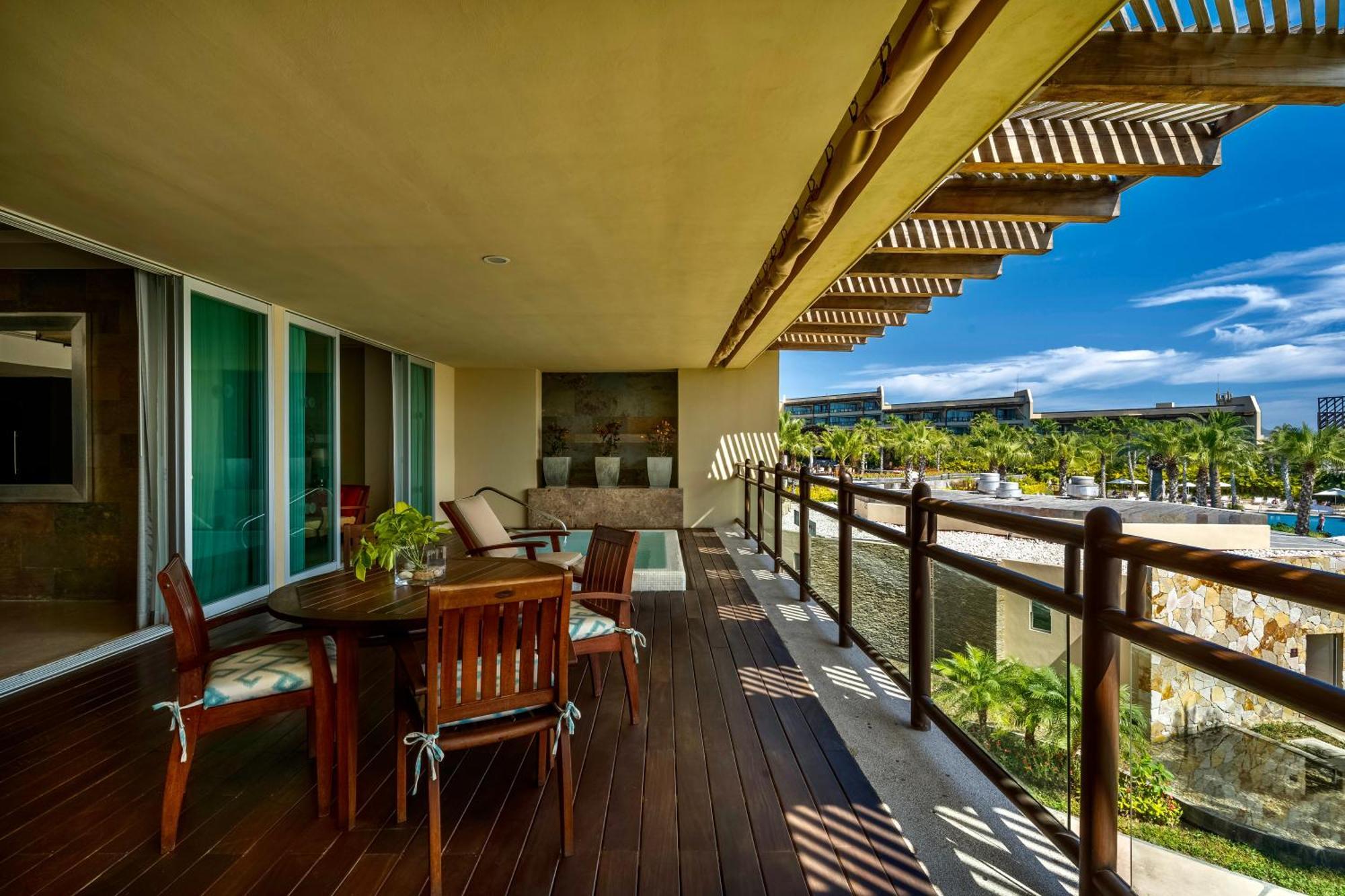 Grand Luxxe Two Bedroom - *