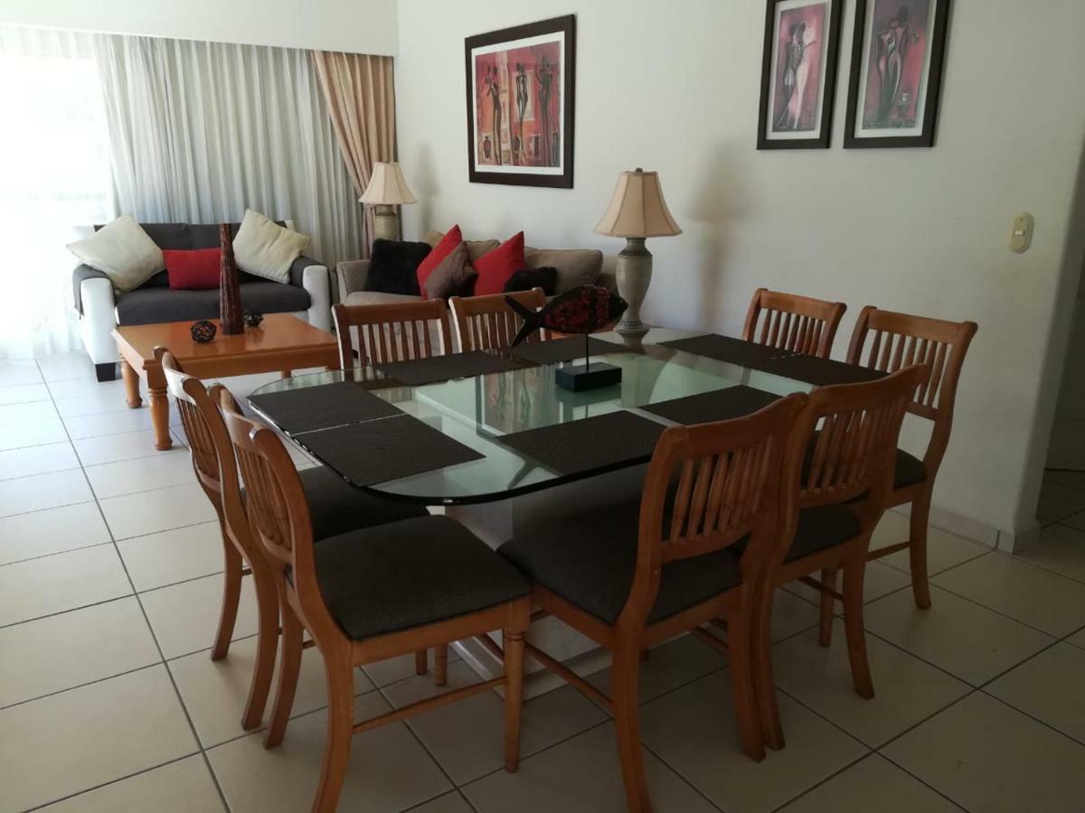 Grand Marina Villas *