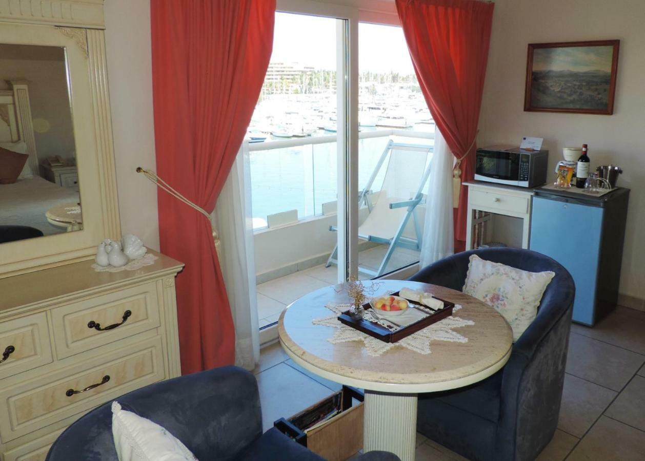 Marina Banderas Boutique 5*