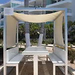 Estudio 573 Nuevo Vallarta, frente al mar, equipado y amueblado !