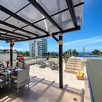 Nitta 2 Bedroom Fantastic Ocean Views With Dipping Pool And Huge Deck
