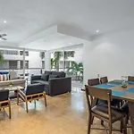 Nitta Condo 103