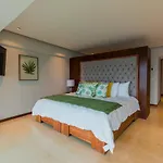 Amazingly Beautiful Ph @ Peninsula Nv & Ocean View