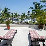 Grand Marina Villas