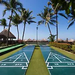 Perfect Getaway For Two! Wonderful & Bright Loft, Spacious Balcony Overlooking The Pool Beachfront Resort