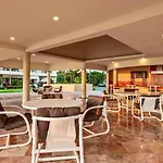 Ocean Front Condo With Pool Sleeps 6 Adults-Quinta Del Mar 203