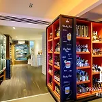 Grand Luxxe - Two Bedroom Spa Suite
