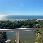 2 Bedroom Suite