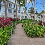 Luxury 2 Bedroom Condo Near Beaches - Pools - Gym