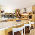 Your Luxury Oasis At Taheima