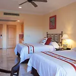 Suites at VDP Flamingos Beach Resort&Spa
