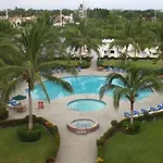 Unlimited Luxury Villas - Gran Marina Condo