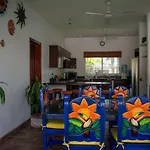 Casa Tucanes