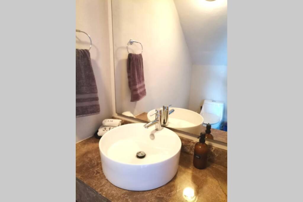 Departamento 2 Rec 1 Bano Y Medio , Excelente Ubicacion * Nuevo Vallarta