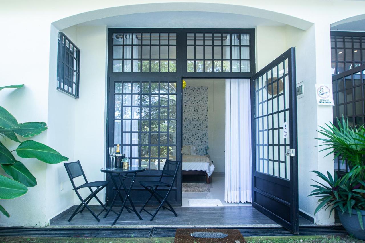 Parota 4*