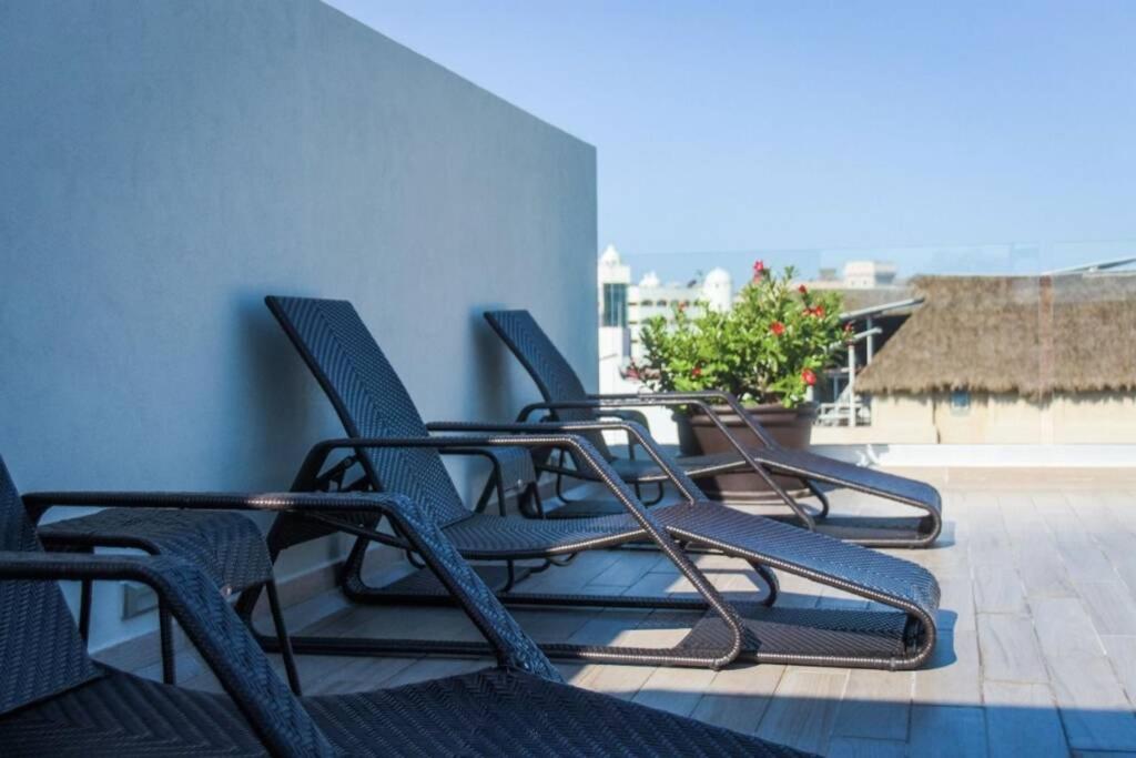 Modern Stylish Apt. Steps Away From The Nuevo Vallarta