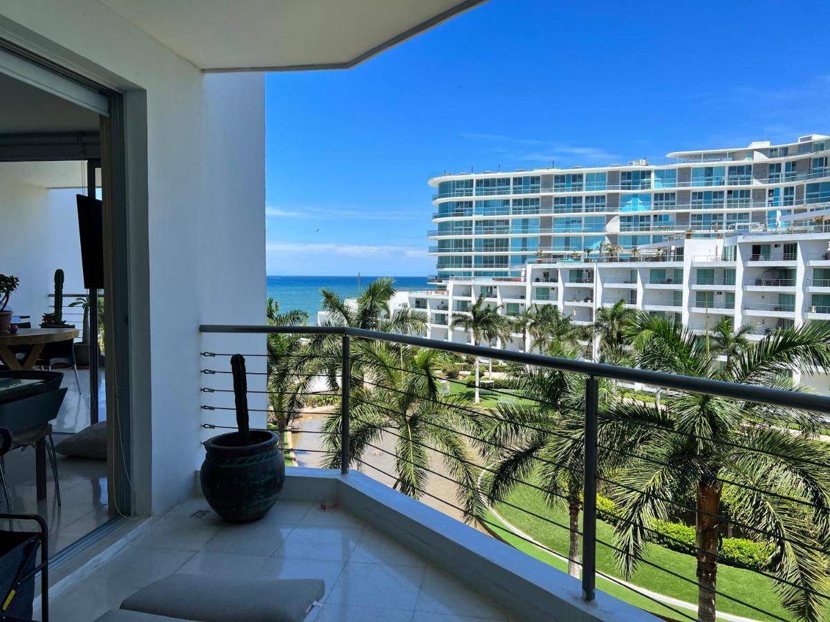 Apartamento Súper Ubicado Y Cómodo Departamento Frente Al Mar Con 2 Terrazas, Albercas Y Otras Amenidades Nuevo Vallarta