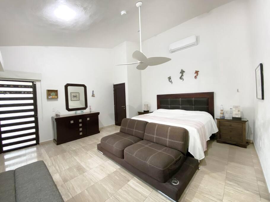 Bismarckia Villa *