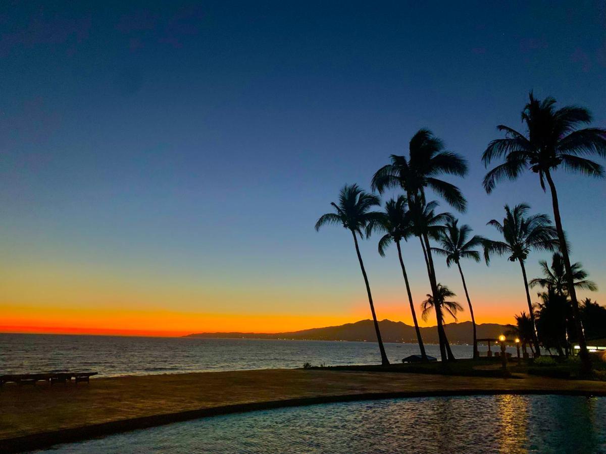 Ocean Front With Pool Sleeps 6 Adults-quinta Del Mar 203 * Nuevo Vallarta