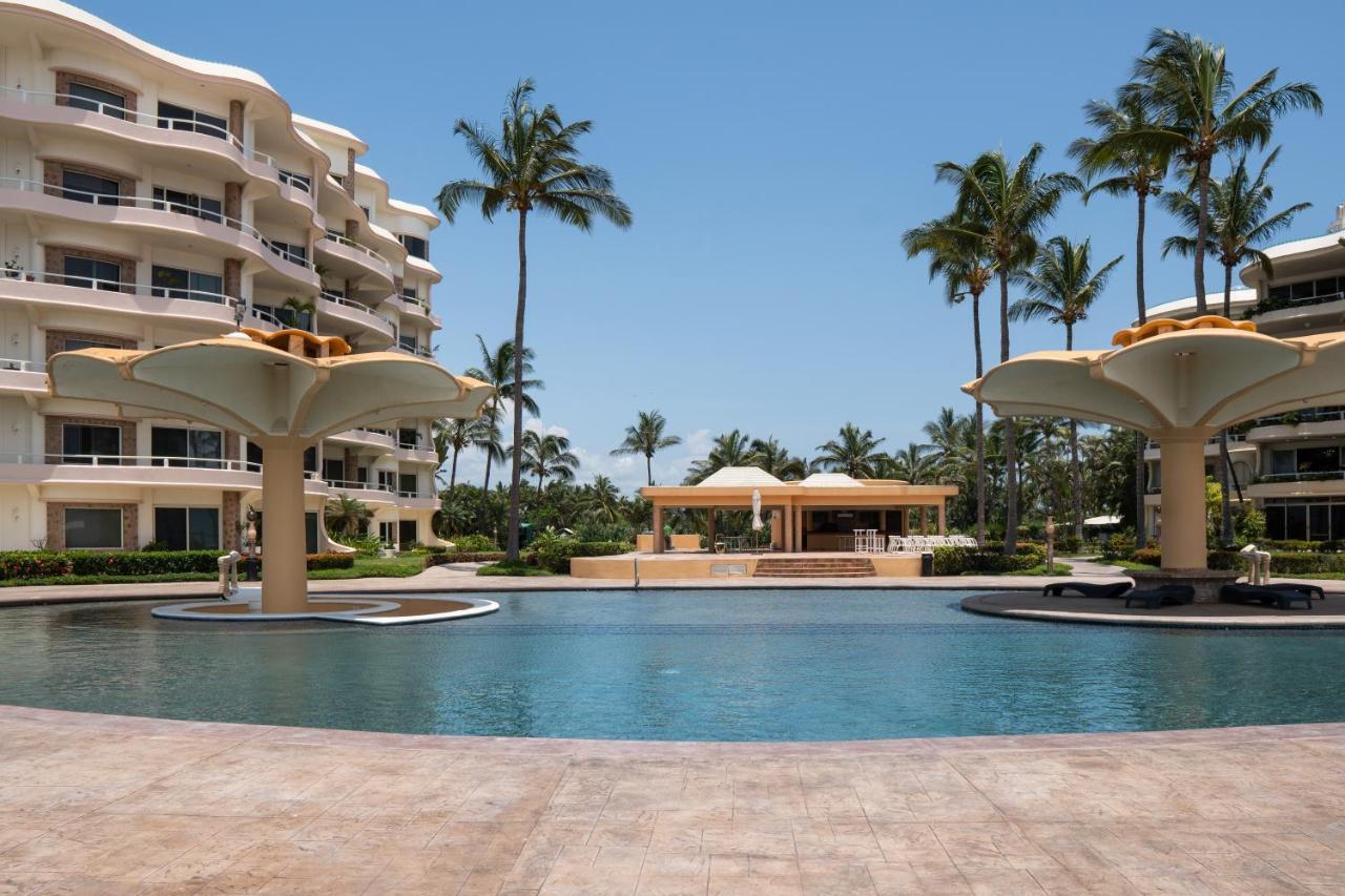 Ocean Front With Pool Sleeps 6 Adults-quinta Del Mar 203 * Nuevo Vallarta