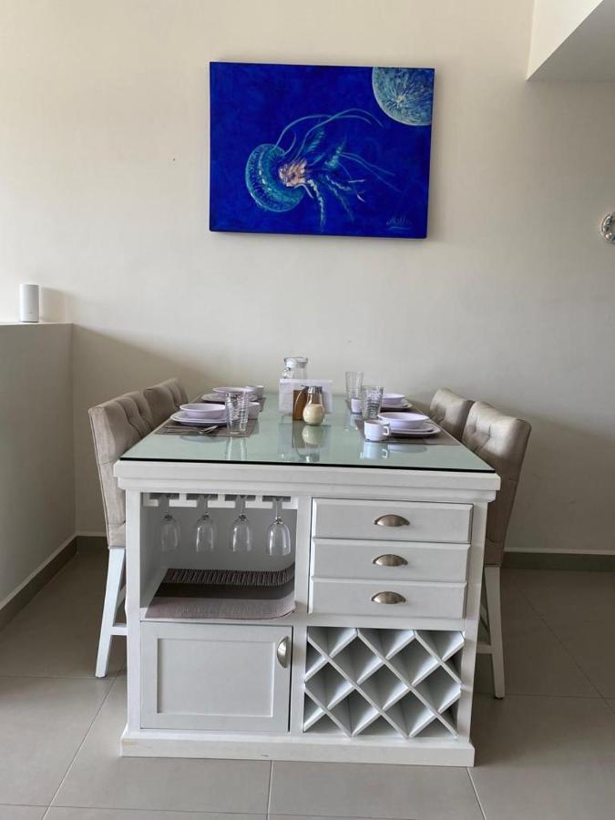 Modern Stylish Apt. Steps Away From The *
