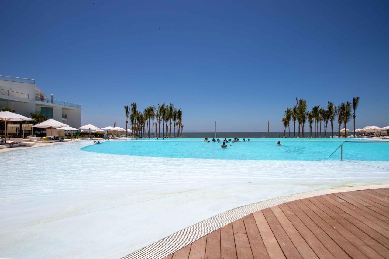 Estudio 573 Nuevo Vallarta, Frente Al Mar, Equipado Y Amueblado !