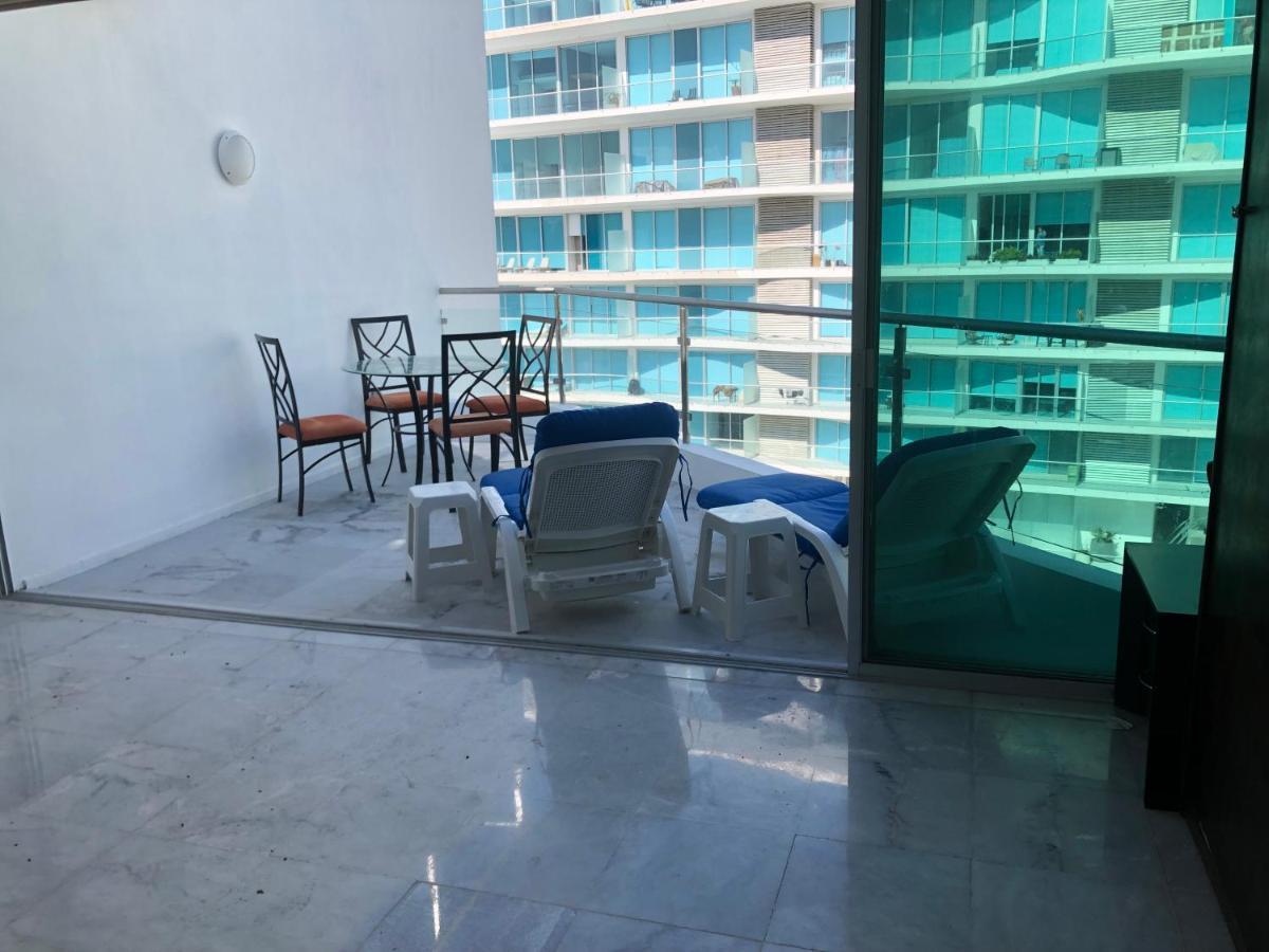 Apartamento Estudio 573 Nuevo Vallarta, Frente Al Mar, Equipado Y Amueblado ! *