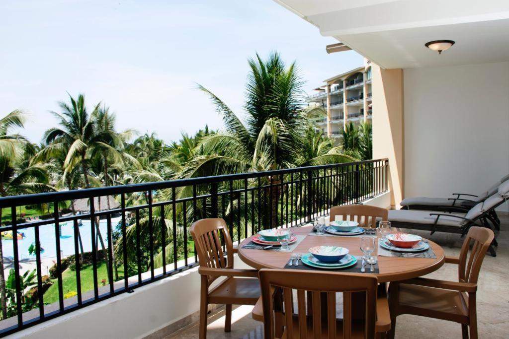 2 Bed 2 Bath, One Den At Playa Royale 3508, Free Wifi *