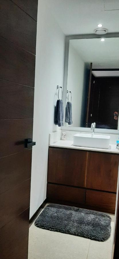 Peninsula Apartamento