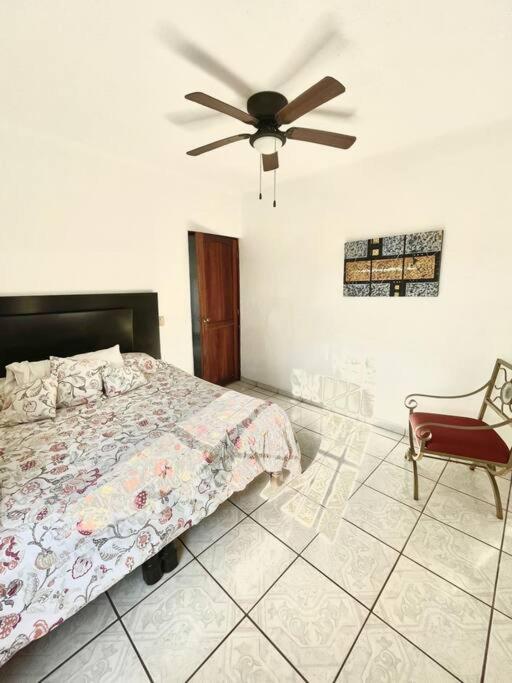 Casa Con Piscina Cerca De Playa Holiday home
