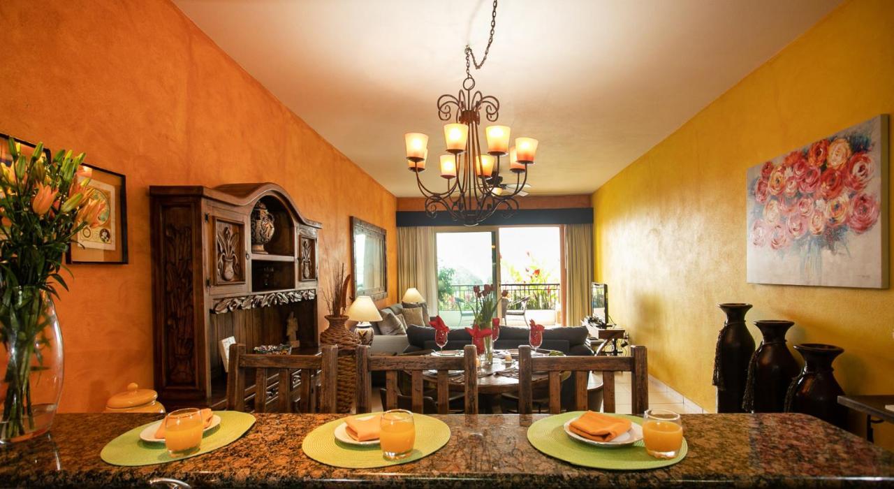 Сasa de vacaciones 5 Star Lg 1 Bdr Playa Royale Oceanfront-