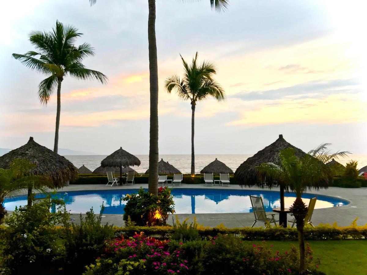 Сasa de vacaciones 5 Star Lg 1 Bdr Playa Royale Oceanfront-