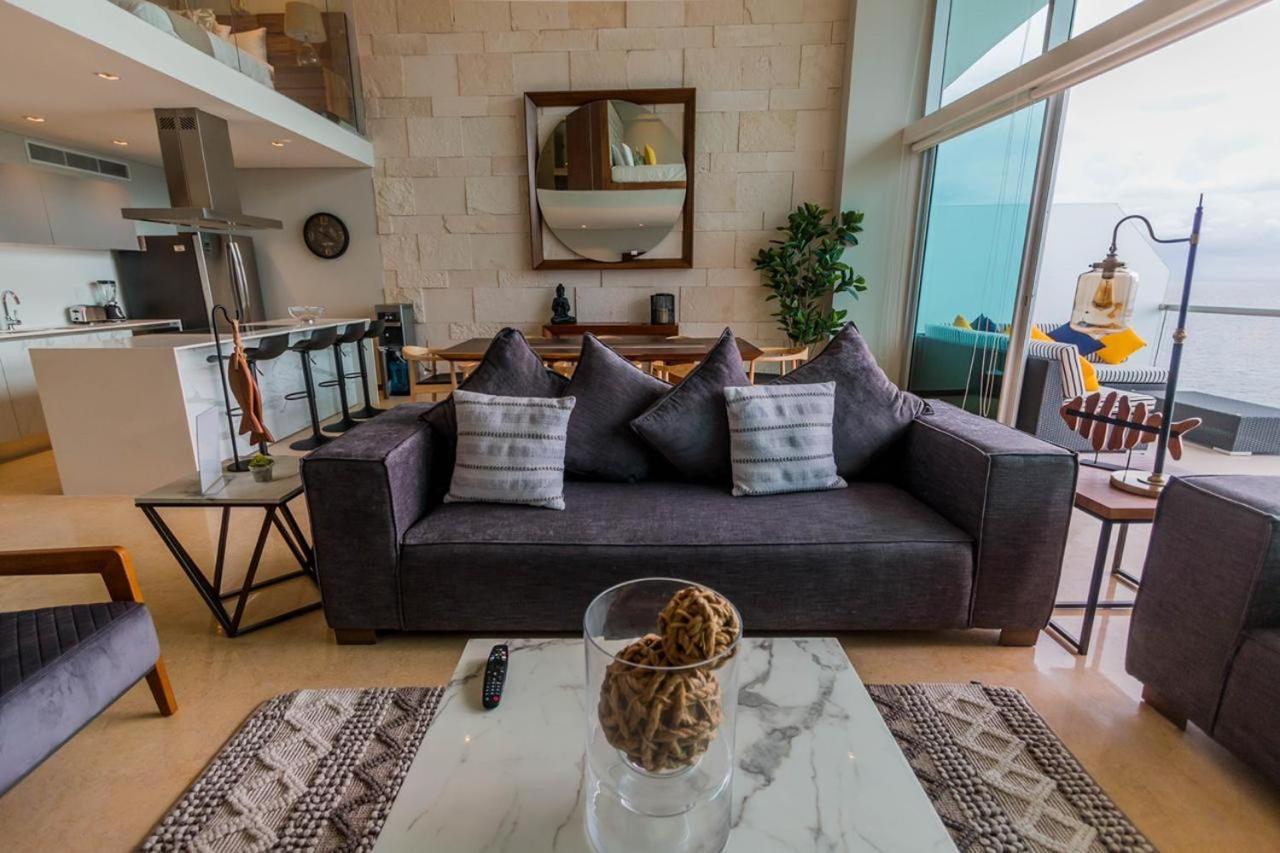 Amazingly Beautiful Ph @ Peninsula Nv & Ocean View Apartamento